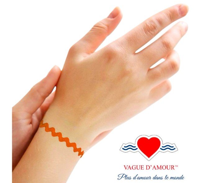 Pack de 50 bracelets couleurs