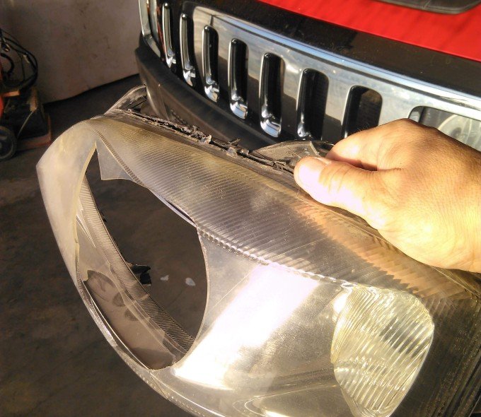 GLASSAUTO Rénovation et remplacement des optiques de phares